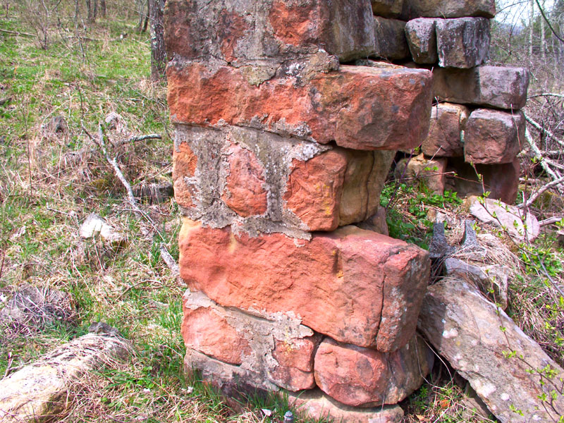 Old Bricks on Canyon Rim Trail