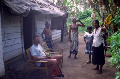 SriLanka307_Lennert+family.jpg