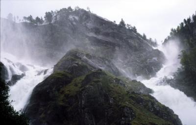 Norway034_Foss_Hjelmeland.jpg
