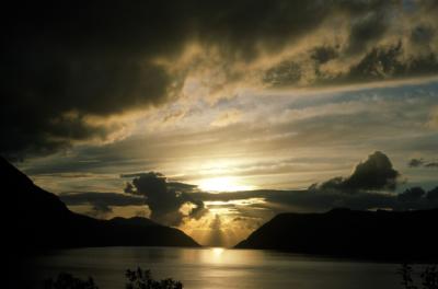 Norway043_Scenery_Hjelmeland.jpg