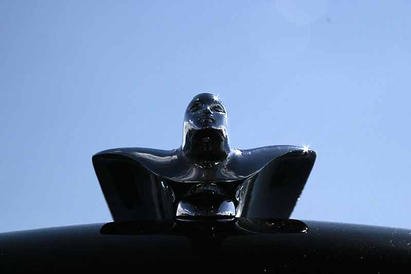 Pontiac badge
