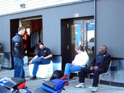 u43/liv2day/medium/28295490.fbioutside.jpg