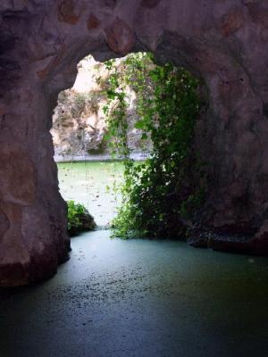 the grotto of the labyrinth