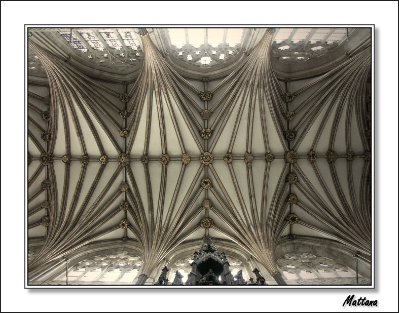 Fan vaulting