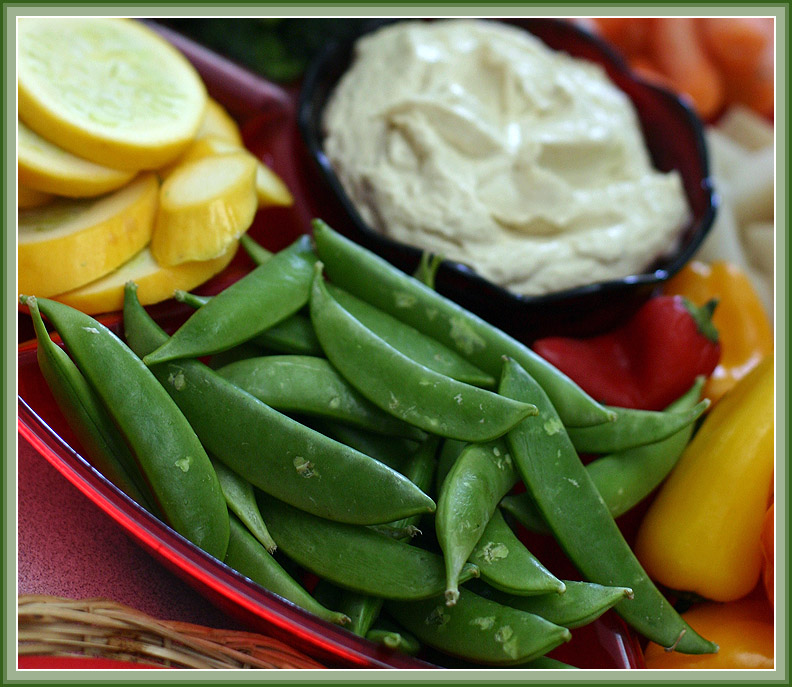 Tasty Veggies with Luscious Dip