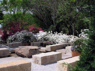 Limestone arrangement