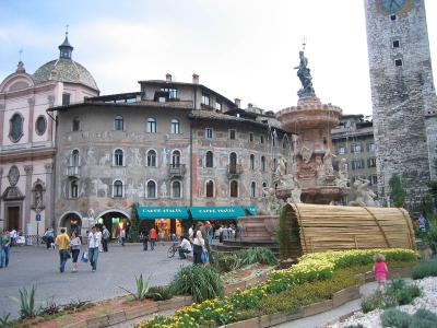 Trento_Piazza_2.jpg