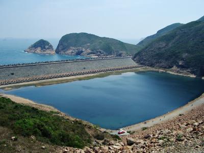 Main Dam and Po Pin Chau  東壩及破邊洲