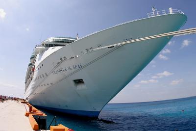 Grandeur of the Seas.jpg