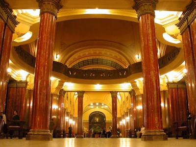 Gellrt Thermal Baths (entrance lobby)