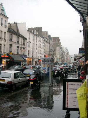 July 2004 - Rain  rue du Fbg St Antoine 75012