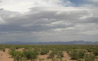 Quasi-lenticular cloud