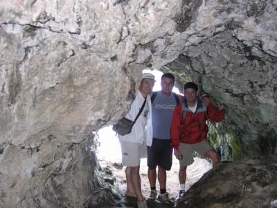 en la cueva de las 2 ventanas