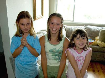 1129_ZalGirls.jpg