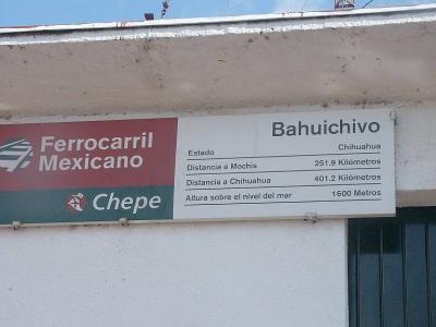 2385 Bahuichivo Station sign.jpg