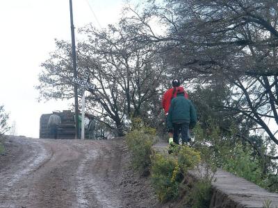 2389 Indians walking to school, Bahuichivo.jpg