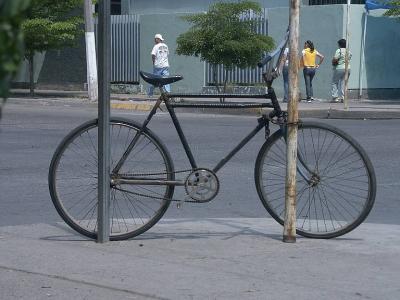 2590 Secret Mexican Racing Prototype Bicycle.jpg