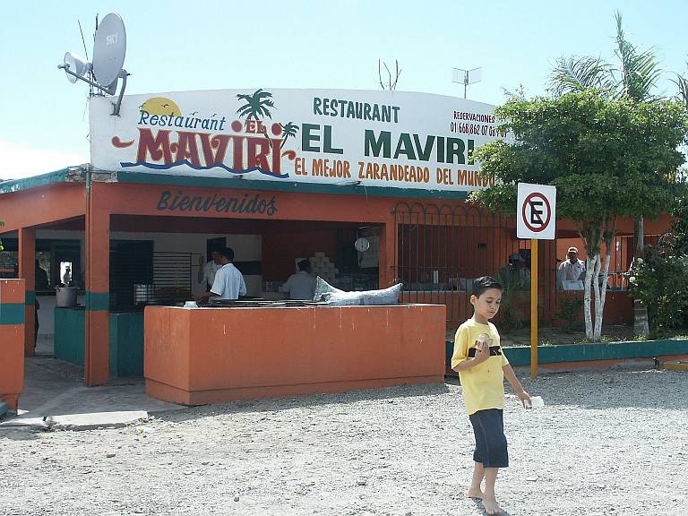 2620 Restaurant El Maviri.jpg