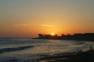 Ventura Beach sunset, looking at Surfers point