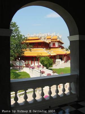 Phra Thinang Wehart Chamrun, the Royal Residence Heavenly Light