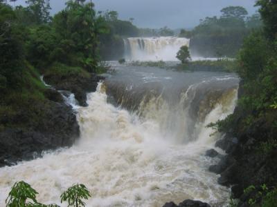 Piihonua Falls