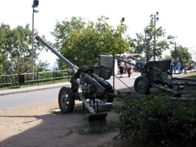 display of big guns in the central courtyard