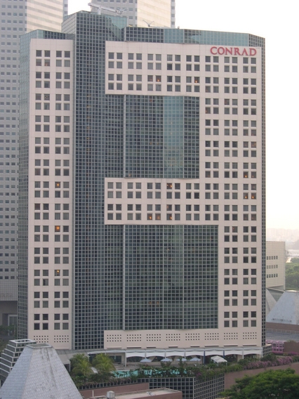 Conrad, Singapore