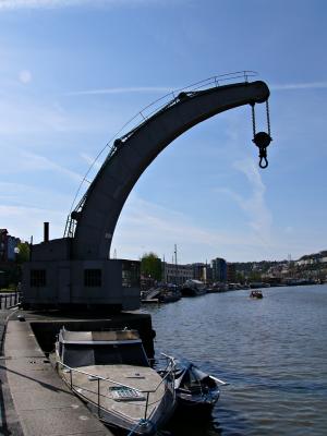 Dock lift/crane/thing?