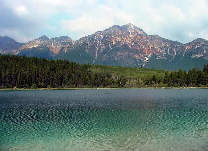 Pyramid Lake, Jasper