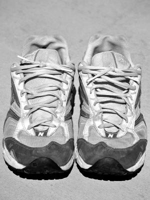 Big Shoes to Filldave v