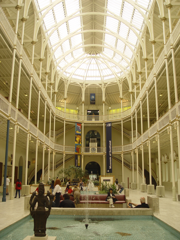 <B>Edinburgh Royal Museum</B><BR><FONT size=2>by Garry Platt</FONT>