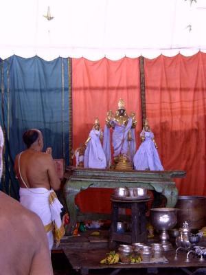 kattiyam being rendered to parthasarathi