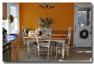 u43/willa/medium/27796045.KitchenTable.jpg