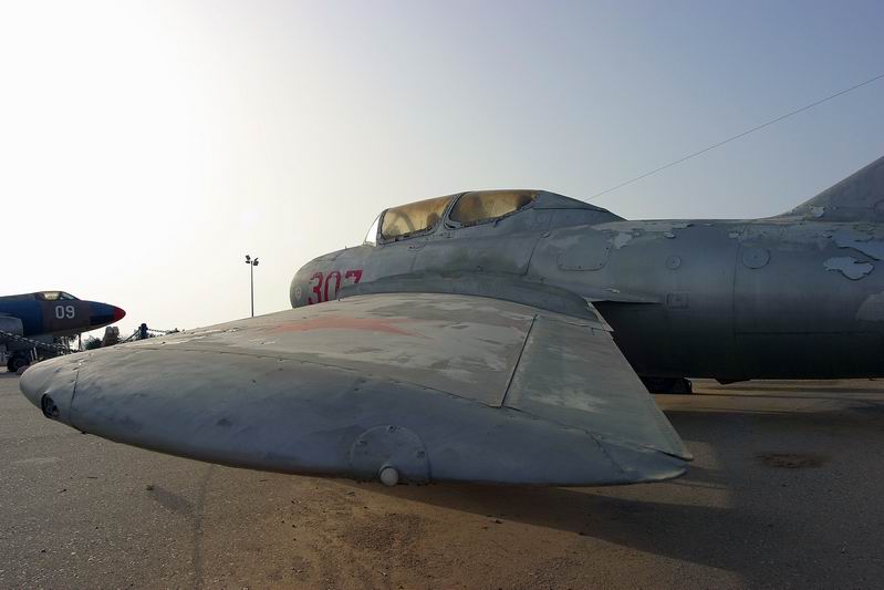 MIKOYAN Mig-15