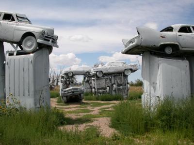 u43/zamfir/medium/34347084.Carhenge03.jpg