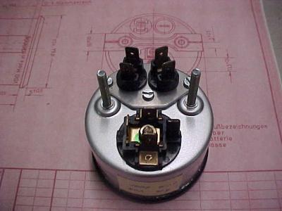u44/9146gt/medium/28702400.VDO9146GTFuelGaugePhoto05.jpg