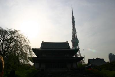 Zojoji Temple in the shadow of the Tokyo Tower