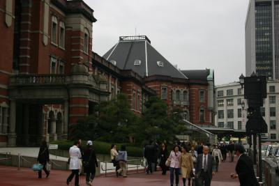 Tokyo station built in 1914 - we catch a train to the airport