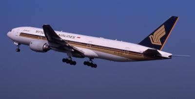9V-SVB Singapore Airlines B777.jpg