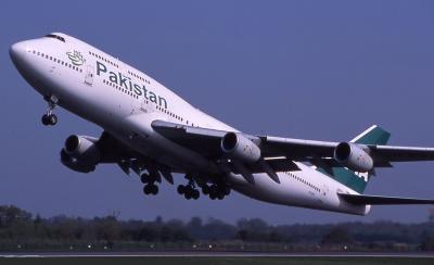 u44/airpaul/medium/28745592.APBFUPIAB747300.jpg