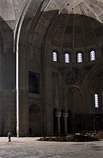 Work in progress inside St. Sava