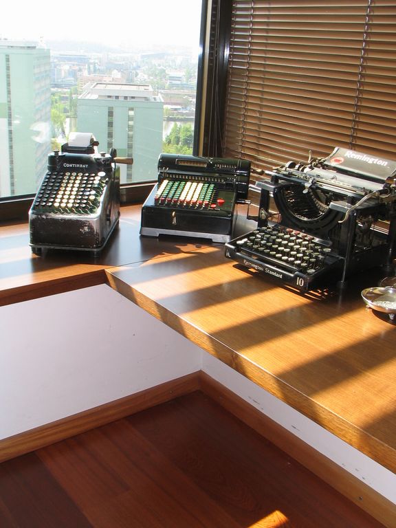Vintage typewriters corner