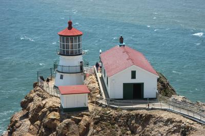 u44/ardave/medium/28622277.pointreyeslighthouse2.jpg