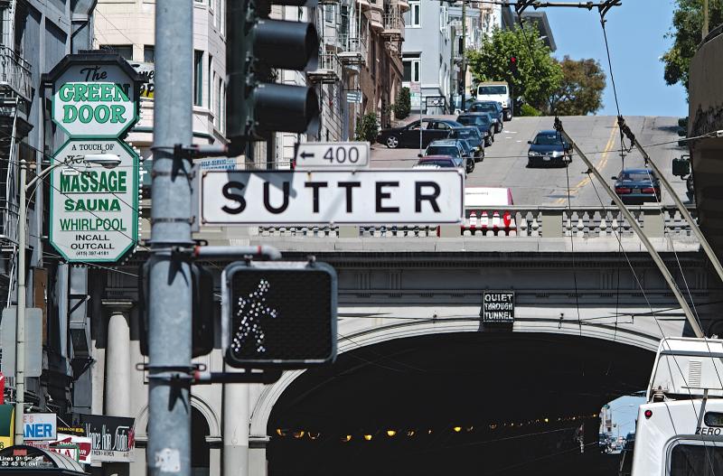 tunnel from Sutter & Stockton 01