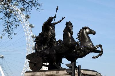 u44/bmcmorrow/medium/28654141.london224.jpg