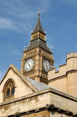 u44/bmcmorrow/medium/28654147.london244.jpg