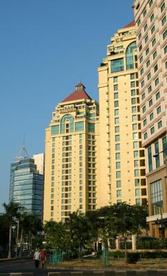 Modern highrises along Senen Raya