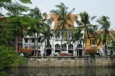 u44/bmcmorrow/medium/33784001.jakarat221.jpg