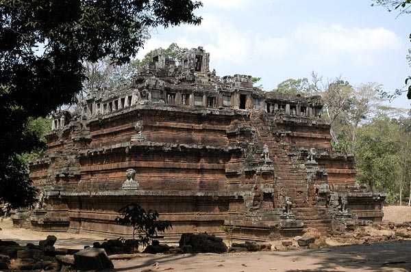 Phimeanakas - Celestial Palace - Royal Enclosure, Angkor Thom