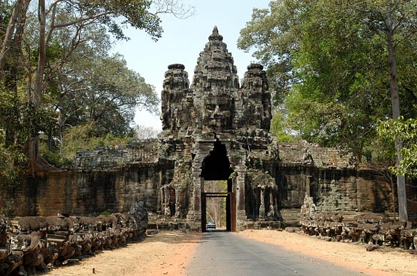 Eastern monumental gate to Angkor Thom